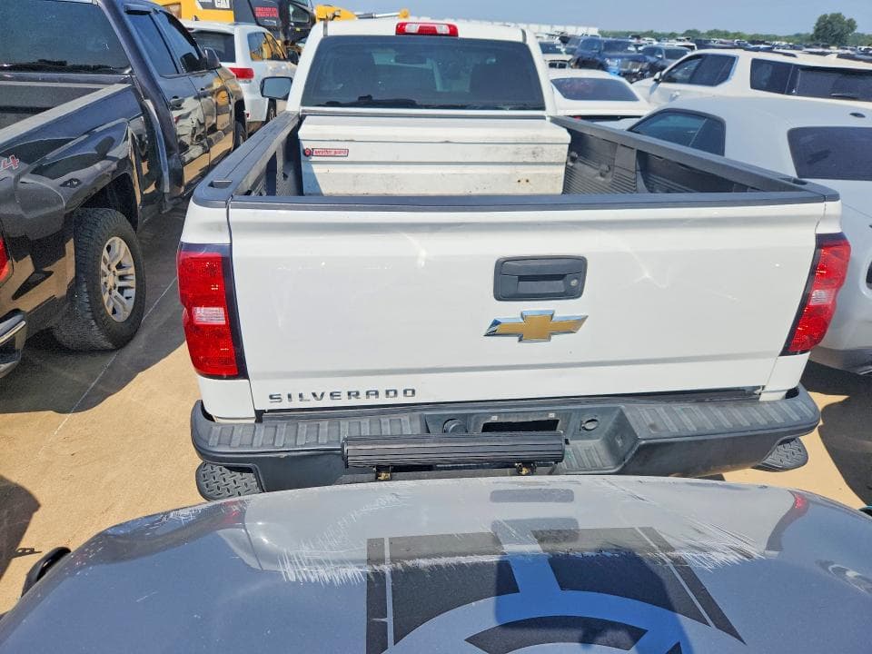 2017 CHEVROLET SILVERADO C1500 6