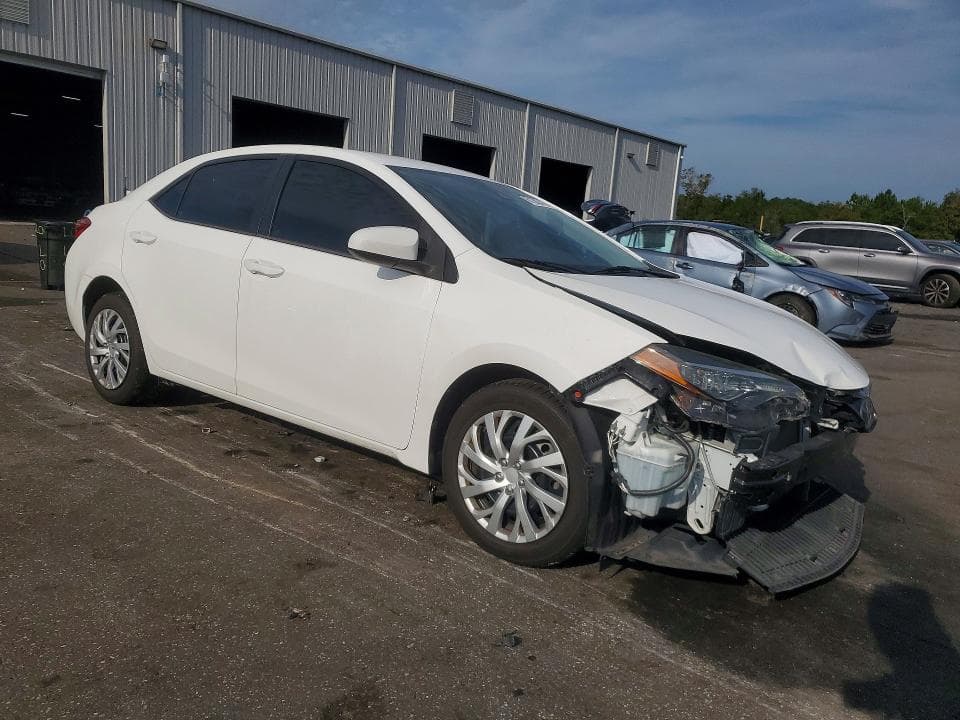 2019 TOYOTA COROLLA LE 4