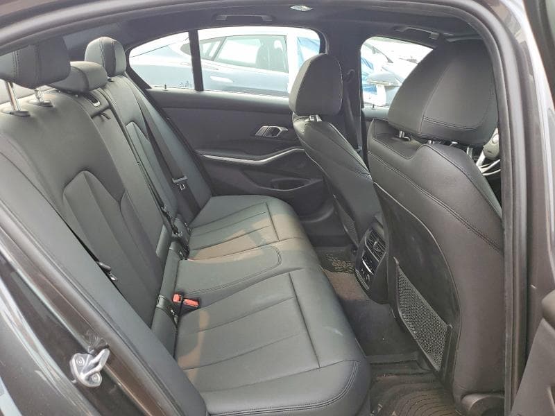 2019 BMW 330I 10