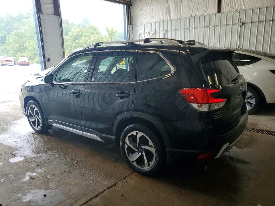 2023 SUBARU FORESTER TOURING 2