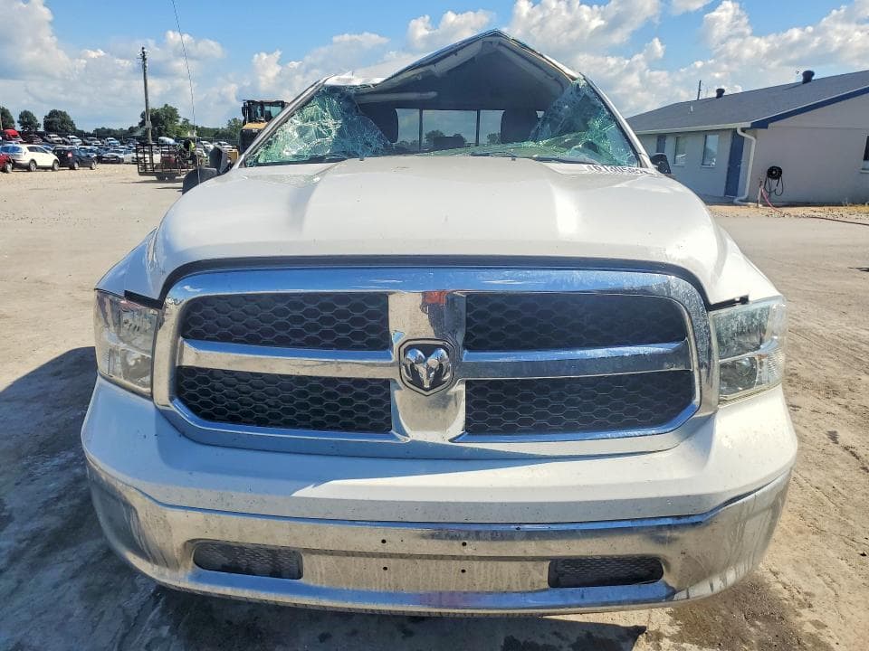 2018 RAM 1500 SLT SLT 5