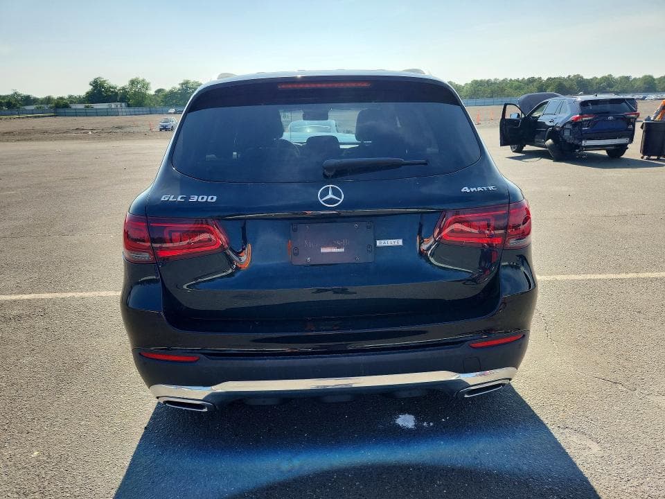 2021 MERCEDES-BENZ GLC 300 4MATIC 6