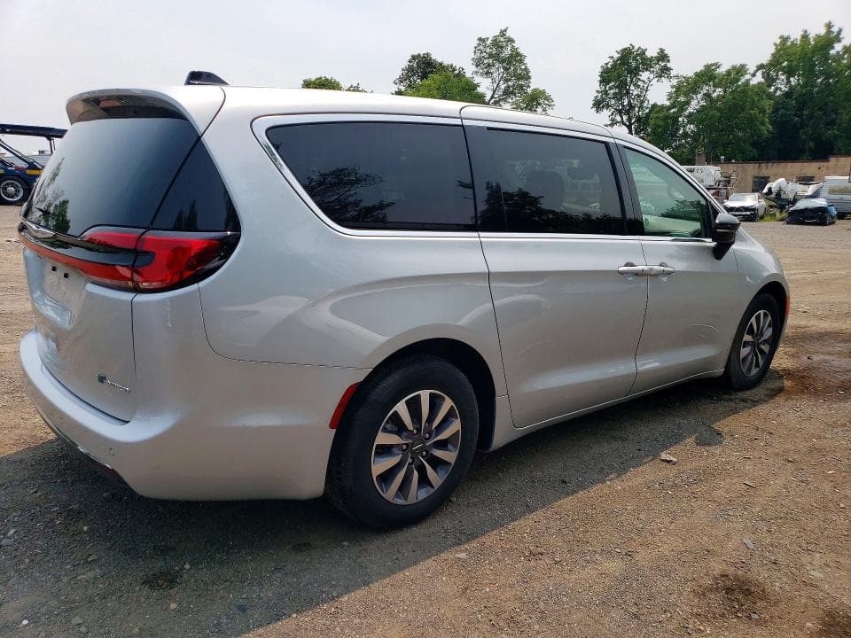 2024 CHRYSLER PACIFICA HYBRID SELECT 3
