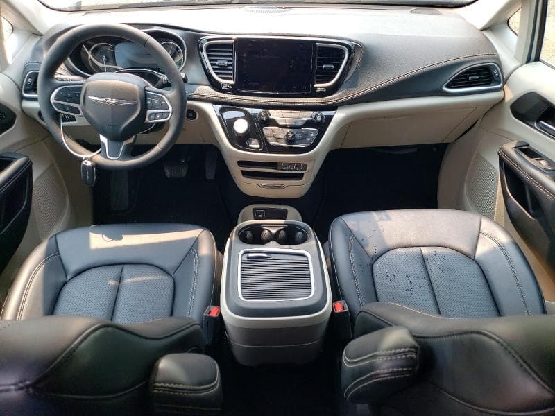 2024 CHRYSLER PACIFICA HYBRID SELECT 8