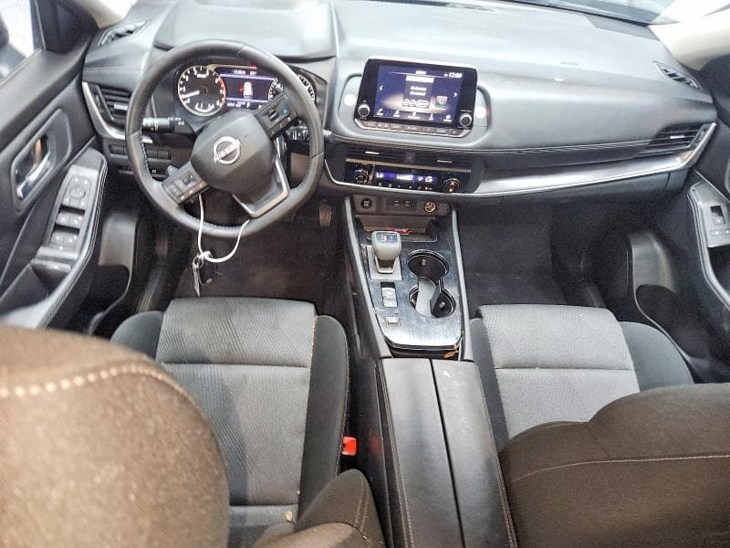 2025 NISSAN ROGUE SV 8