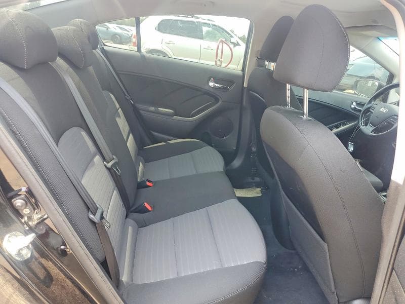 2018 KIA FORTE S 10