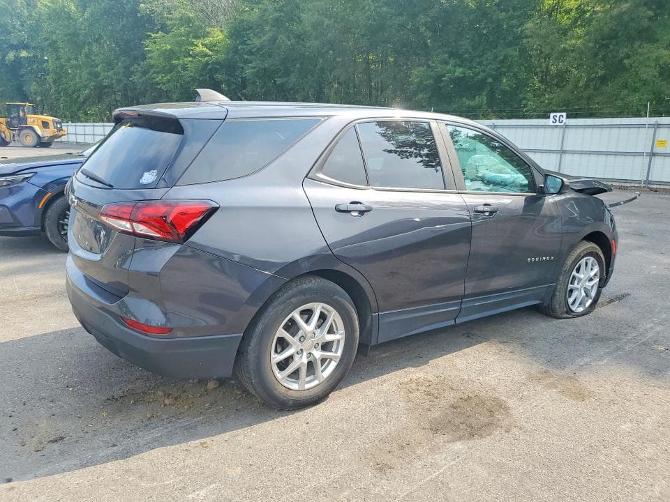 2022 CHEVROLET EQUINOX LS 3