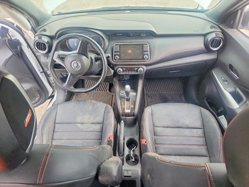 2019 NISSAN KICKS SR SR 8
