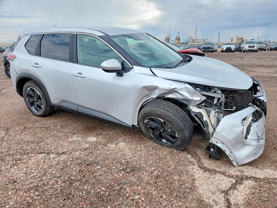 2025 NISSAN ROGUE SV 4