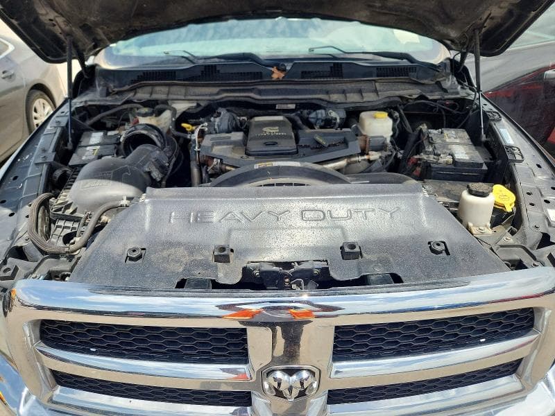 2018 RAM 2500 ST ST 12