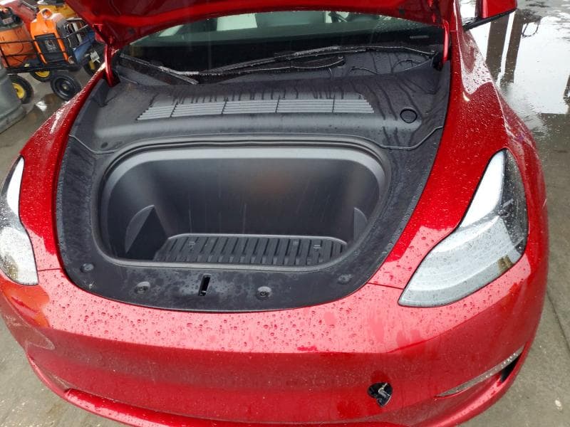 2024 TESLA MODEL Y 11