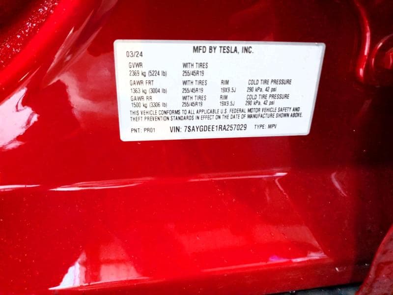 2024 TESLA MODEL Y 12