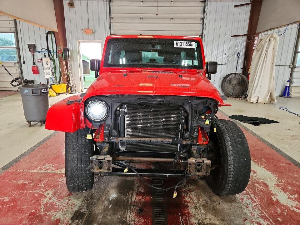 2017 JEEP WRANGLER UNLIMITED SAHARA 5