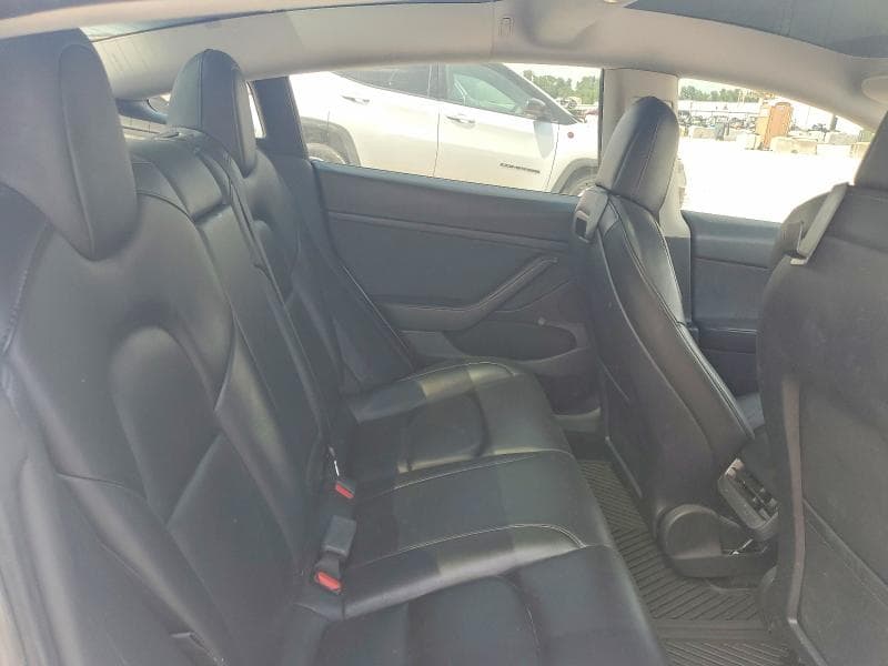 2021 TESLA MODEL 3 10