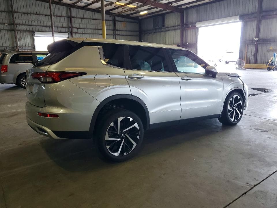 2023 MITSUBISHI OUTLANDER SE SE 3