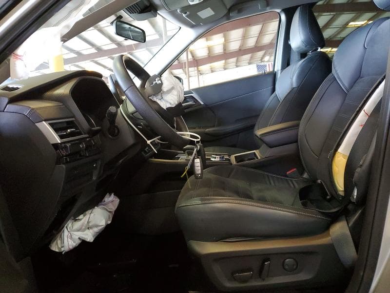 2023 MITSUBISHI OUTLANDER SE SE 7