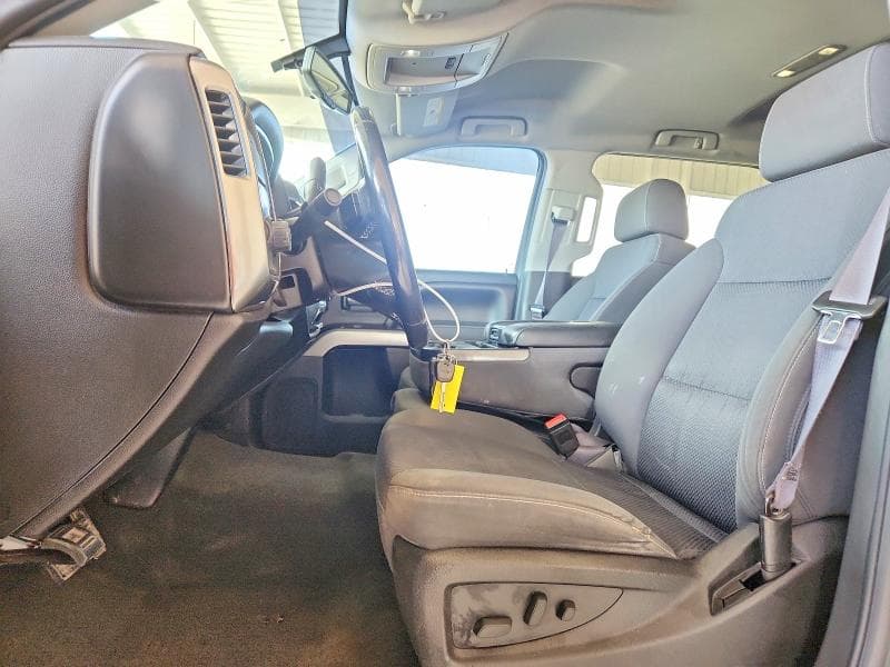 2017 CHEVROLET SILVERADO C1500 LT 7