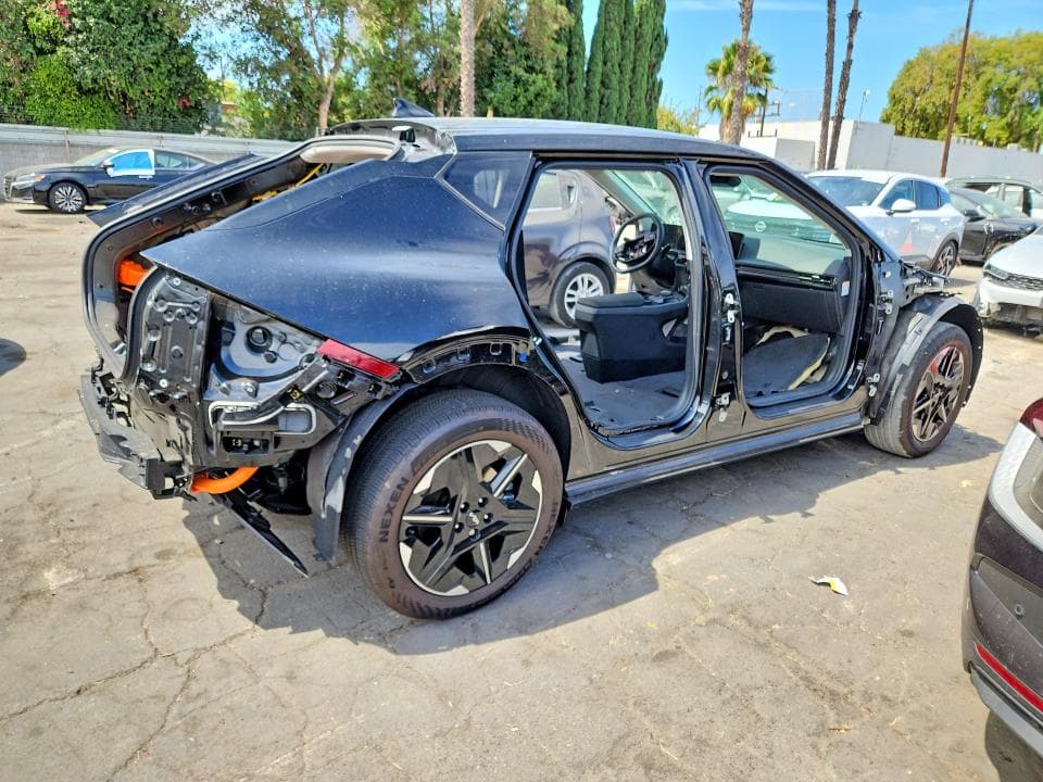 2025 KIA EV6 WIND 3