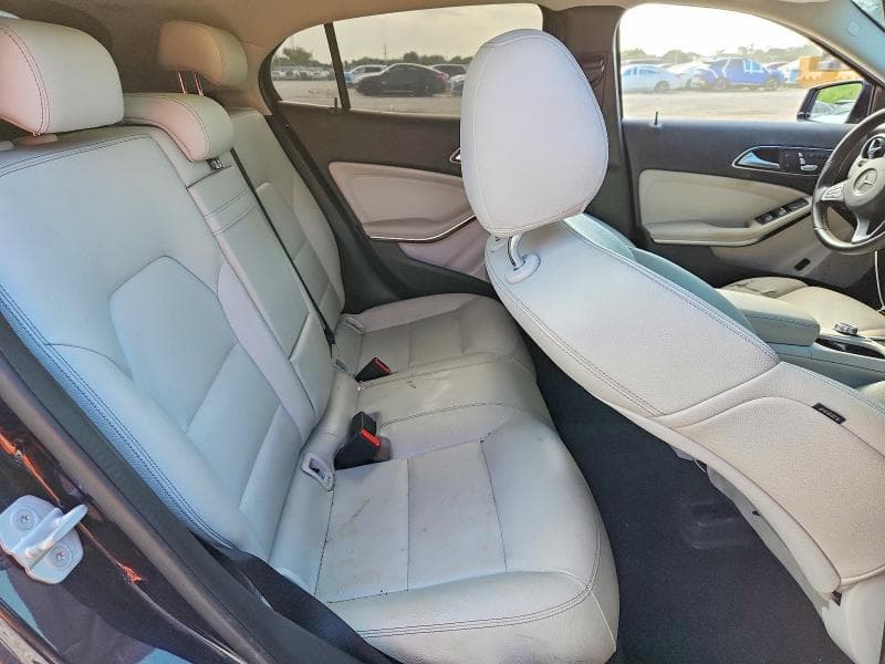 2018 MERCEDES-BENZ GLA 250 4MATIC 11
