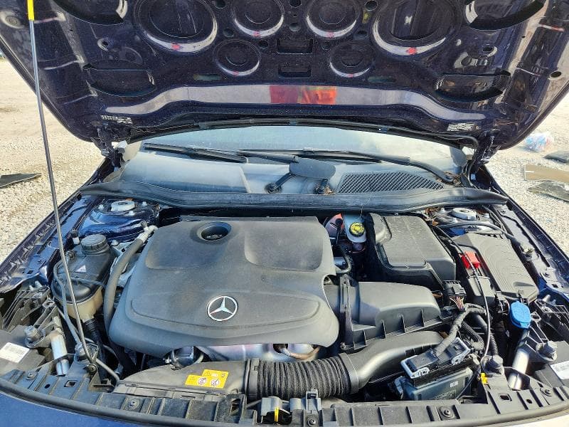 2018 MERCEDES-BENZ GLA 250 4MATIC 12