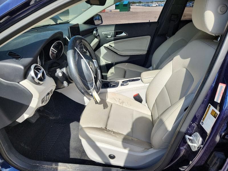 2018 MERCEDES-BENZ GLA 250 4MATIC 7