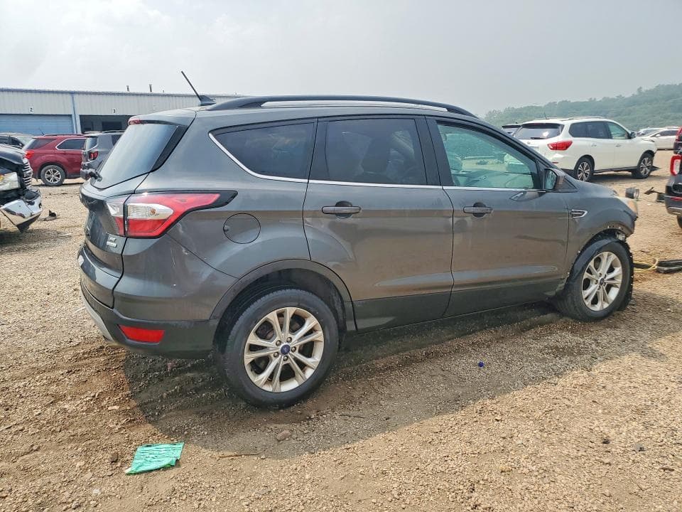 2018 FORD ESCAPE SE 3