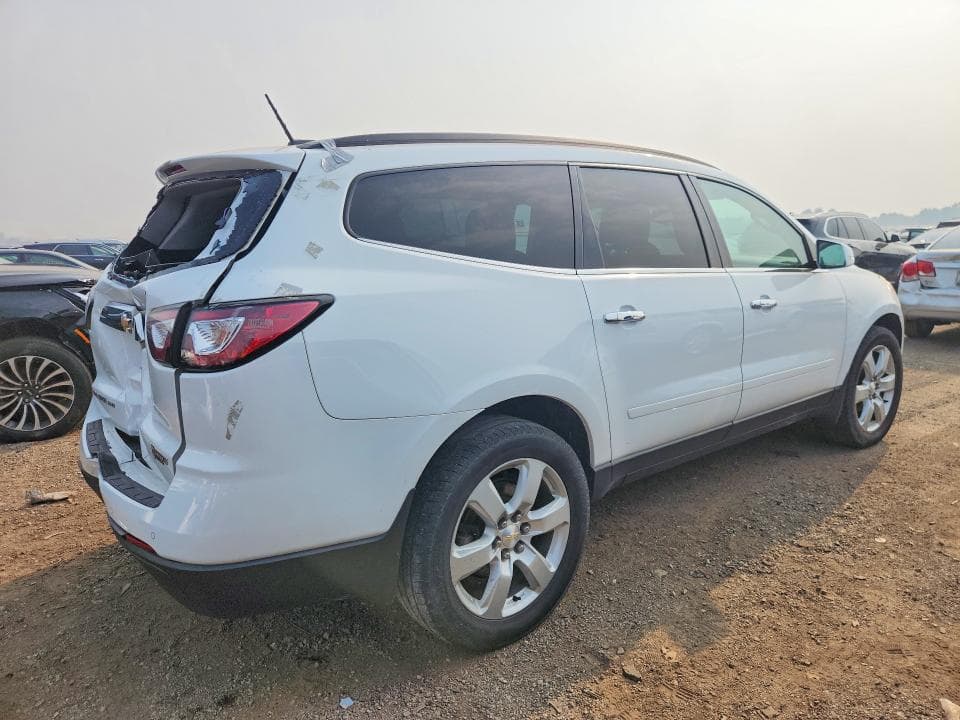 2017 CHEVROLET TRAVERSE LT 3