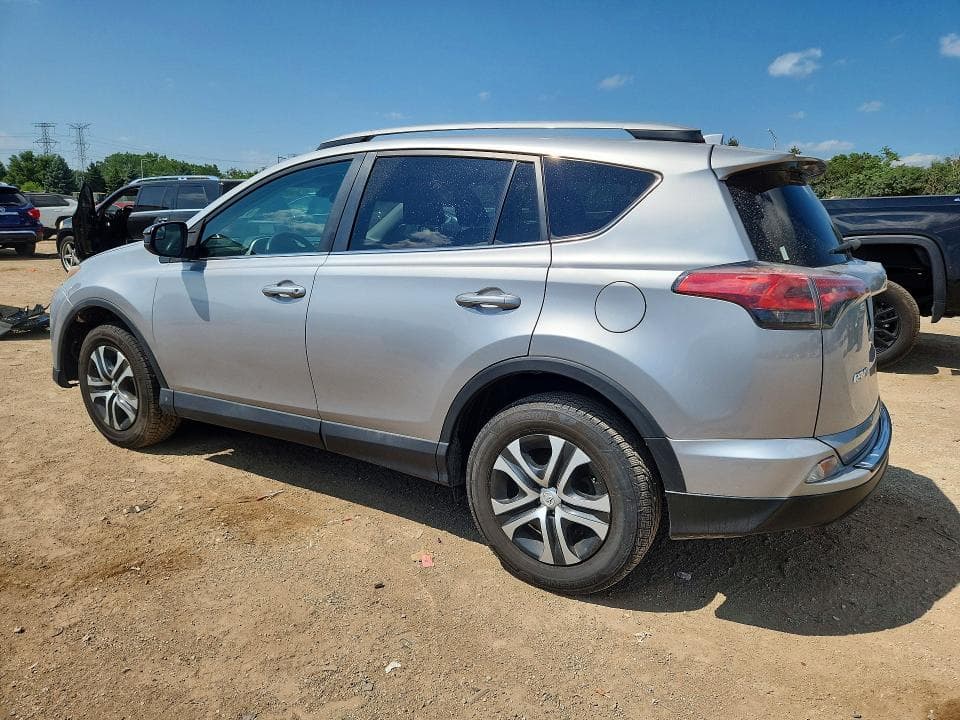 2017 TOYOTA RAV4 LE 2