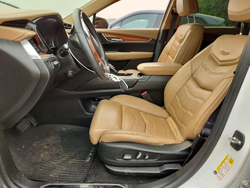 2017 CADILLAC XT5 PLATINUM 7