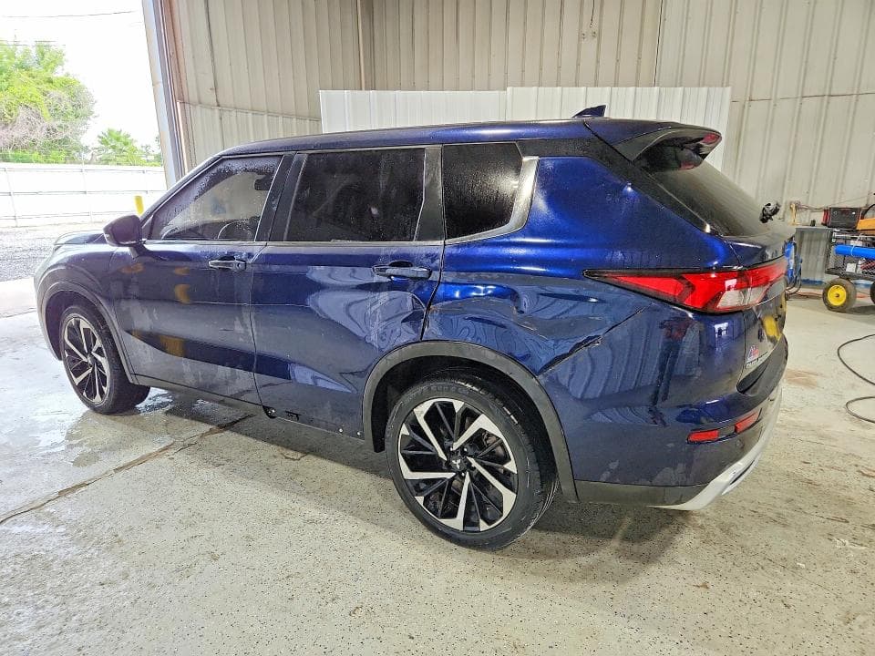 2023 MITSUBISHI OUTLANDER SE 2