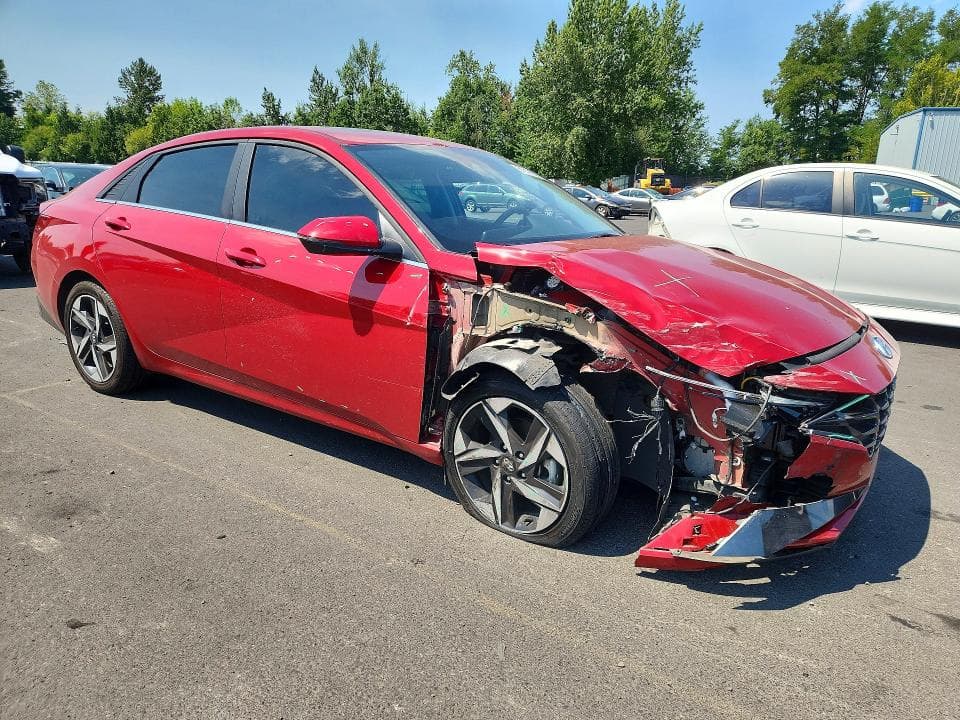 2023 HYUNDAI ELANTRA LIMITED 4