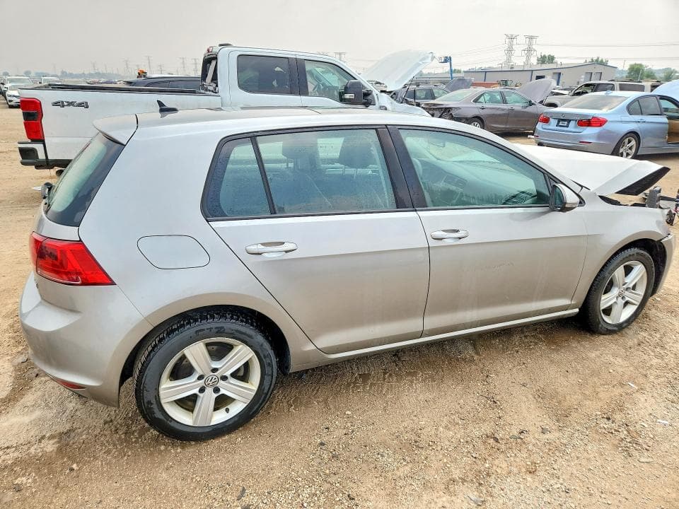 2017 VOLKSWAGEN GOLF S 3