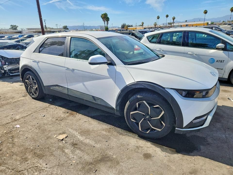 2024 HYUNDAI IONIQ 5 SEL 4