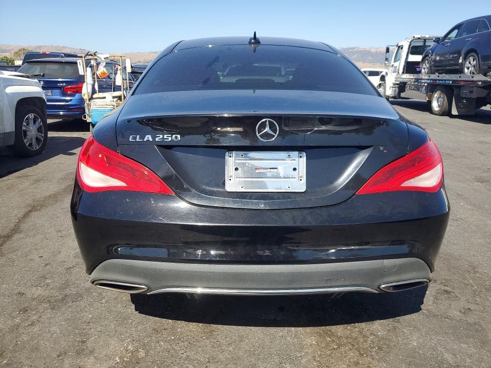 2018 MERCEDES-BENZ CLA 250 6