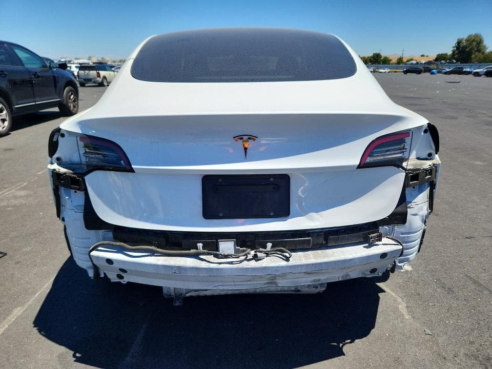 2023 TESLA MODEL 3 6