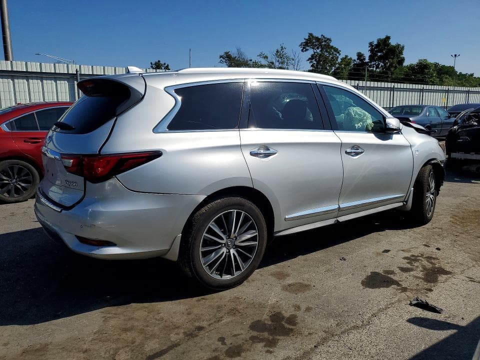 2018 INFINITI QX60 BASE 3