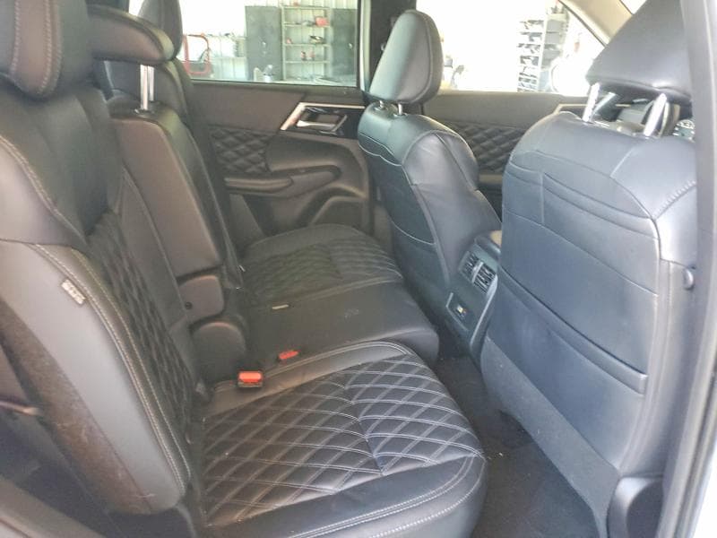 2022 MITSUBISHI OUTLANDER SEL 11