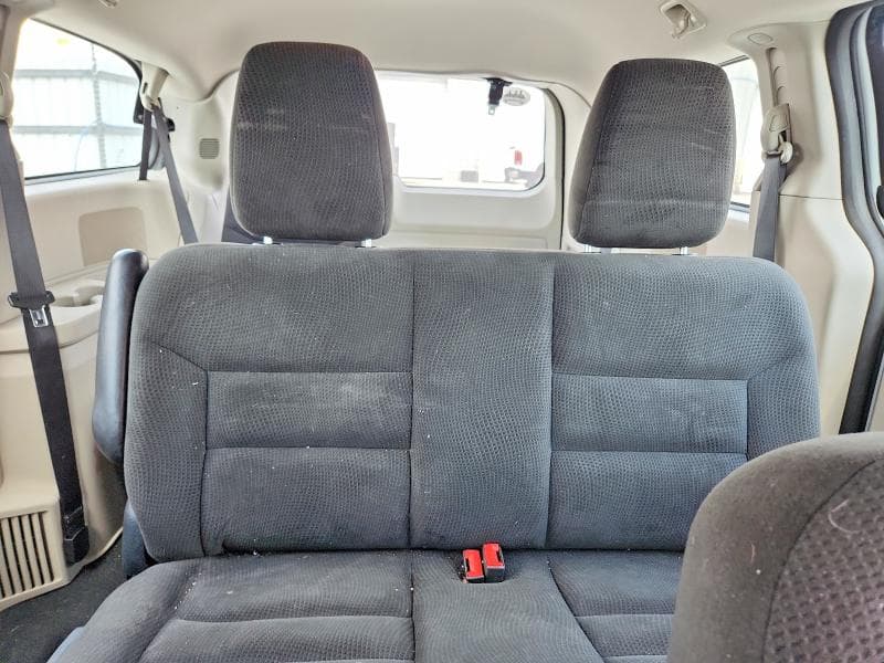 2016 DODGE GRAND CARAVAN SE 10