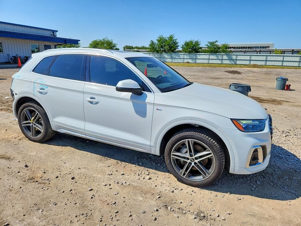2021 AUDI Q5 E PREMIUM PLUS 4