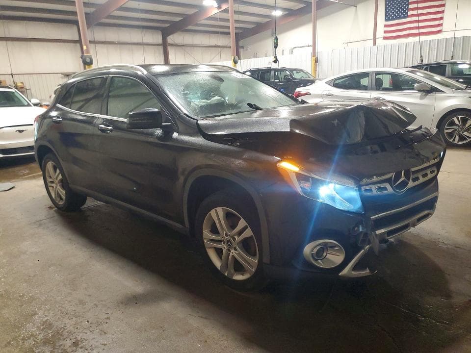 2019 MERCEDES-BENZ GLA 250 4MATIC 4