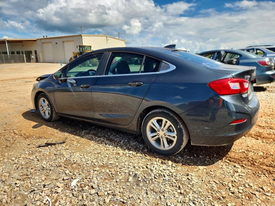 2017 CHEVROLET CRUZE LT 2