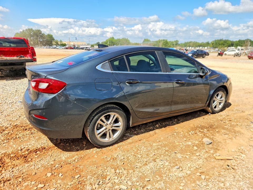 2017 CHEVROLET CRUZE LT 3