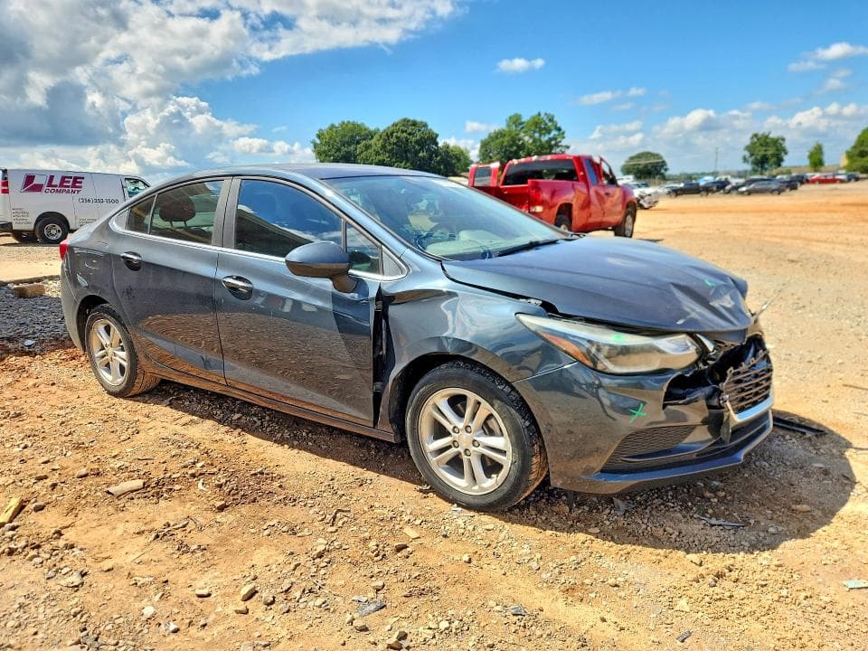 2017 CHEVROLET CRUZE LT 4