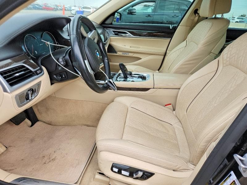2018 BMW 740 XE XE 7
