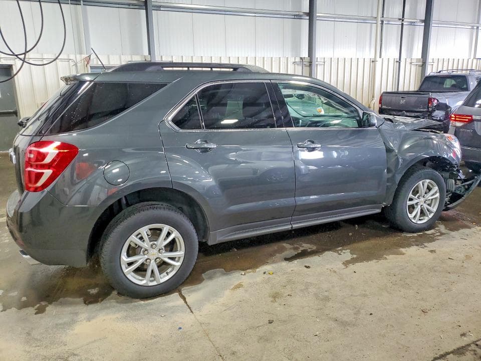 2017 CHEVROLET EQUINOX LT 3