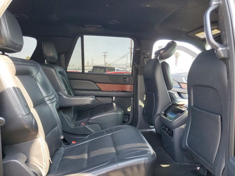 2022 LINCOLN NAVIGATOR L L 11