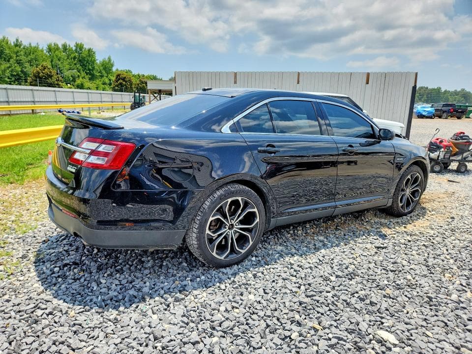 2017 FORD TAURUS SHO 3
