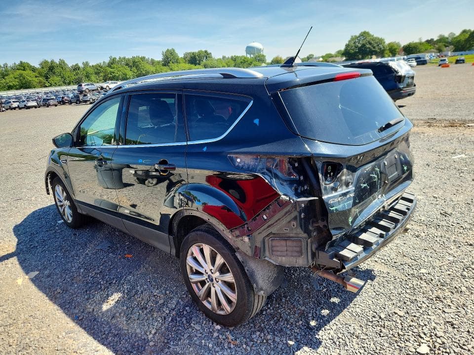 2018 FORD ESCAPE TITANIUM 2