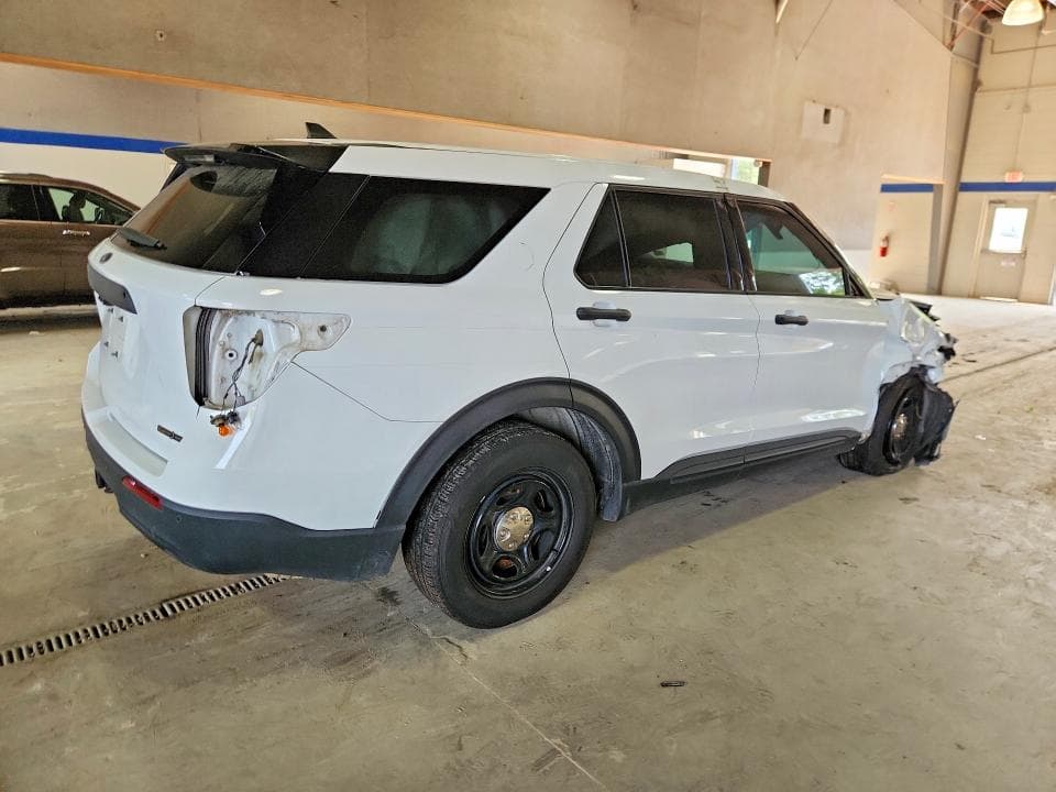2022 FORD EXPLORER 3