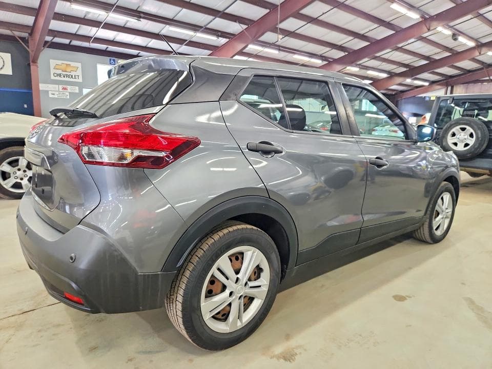 2020 NISSAN KICKS S S 3